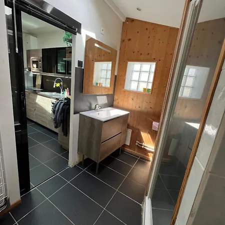 Maison Vue - 4 Personnes, 80m De La - Wi-fi & Tv